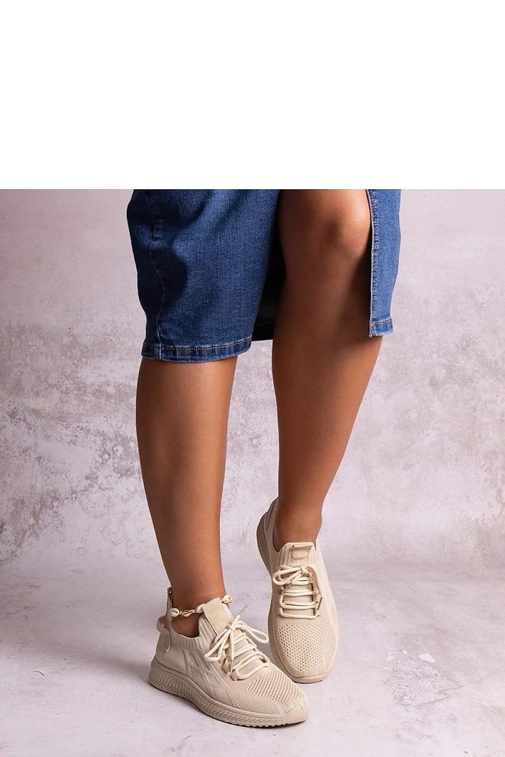 Close-up of the Solea Khitam Dark Pink Sports Sneakers, detailing the rounded toe and rubber sole designed for stability.