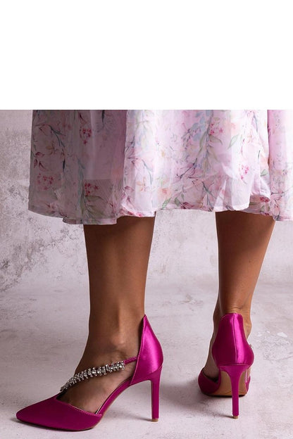 Stylish Solea pumps with an eye-catching sequin strap, designed for comfort and elegance for the modern woman.