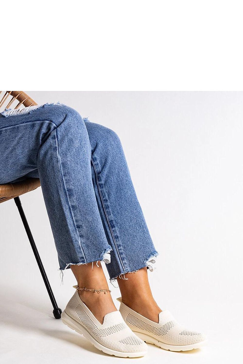 Solea premium men's black foam sole sneakers, showcasing a sleek slip-on design, perfect for summer wear.