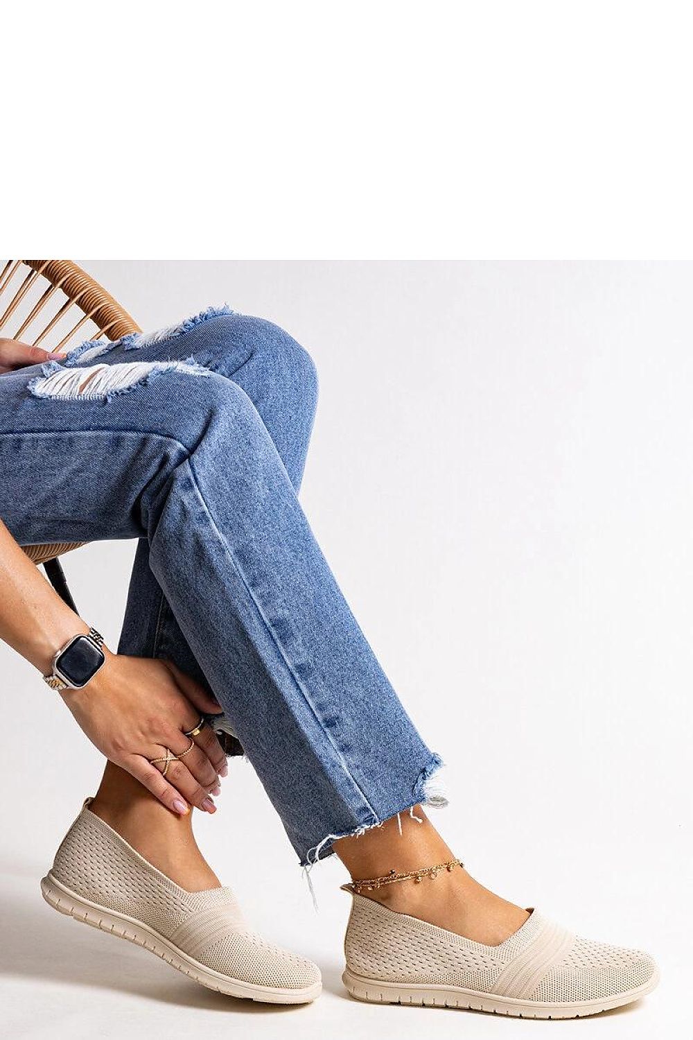 Elegant Solea beige slip-on sneakers for women, featuring lightweight rubber material and a stylish round toe design, perfect for summer outfits.