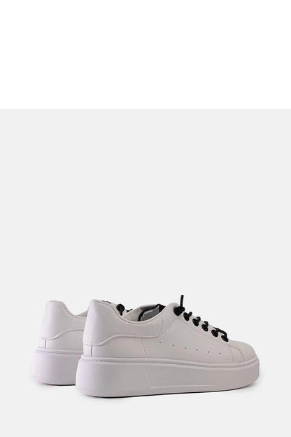 Chic Solea black sneakers with a 5cm medium heel, combining comfort and sophistication with sparkling zircon accents.