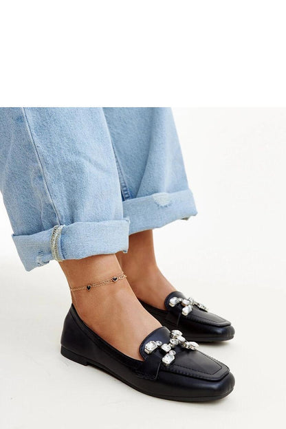 Stylish Solea purple Mali moccasins with square toe, epitomising luxury and ease for women’s footwear choices.