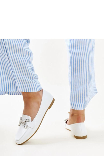 Stylish Solea purple Mali moccasins displayed on a chic background, highlighting their modern square toe and luxurious design for the discerning woman.