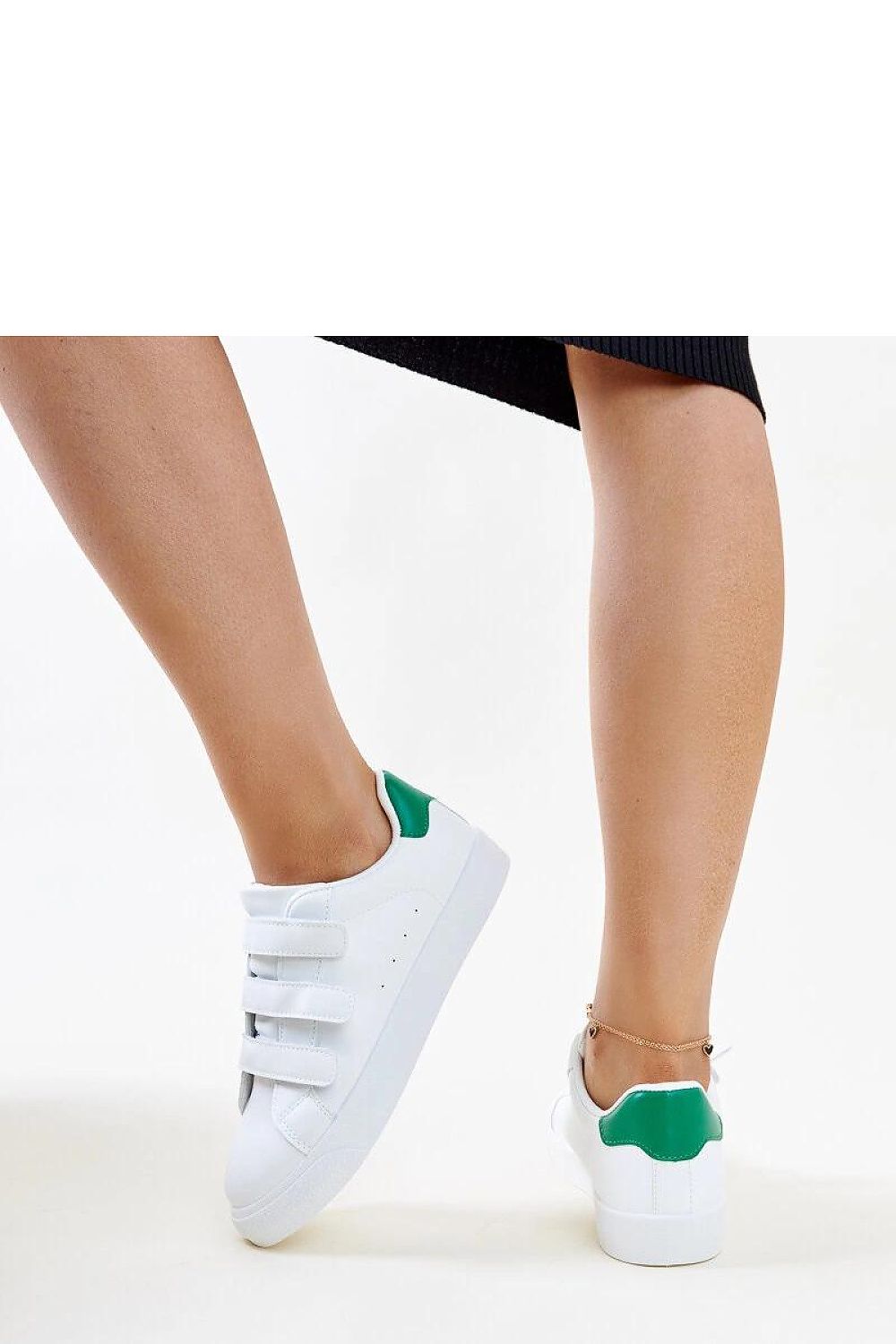 Elegant Solea white-green Velcro sneakers crafted from eco leather, featuring a stylish rounded toe and a comfortable rubber sole, perfect for casual spring and summer outings.