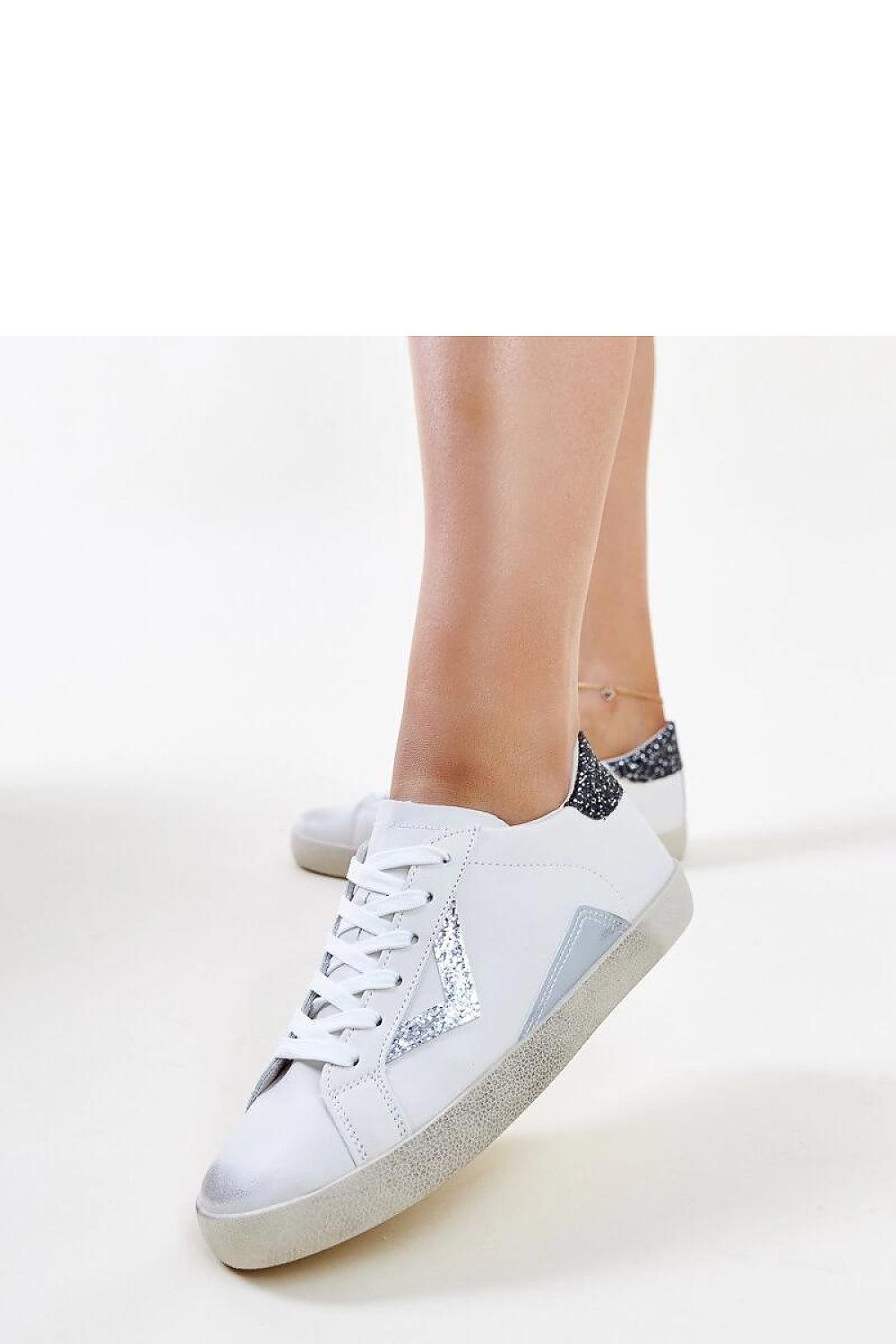 Solea Spring/Summer collection, eco leather white sneakers designed for comfort and durability, ideal for casual chic outfits.