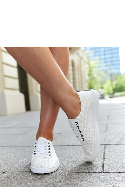 Solea Lace-Up Sneakers Katinka for Women, featuring a stylish rounded toe design in vibrant white, ideal for effortless elegance and comfort.