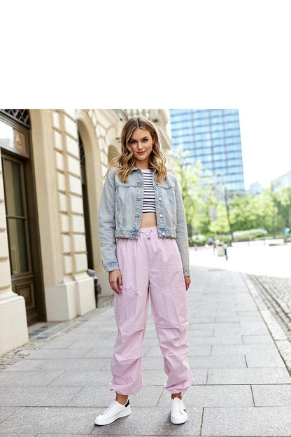 Close-up of Solea white Berdine sneakers highlighting the quality eco-leather material and laced closure for an adjustable fit.