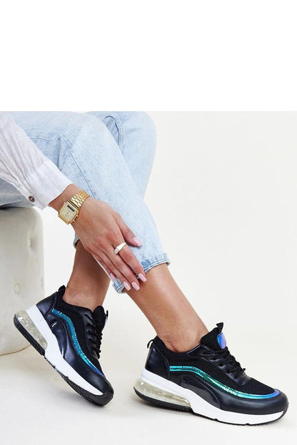 Elegant Solea pink hologram Jelka sneakers featuring a lace-up closure and medium heel for stylish comfort.