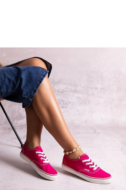 Elegant Adidas Erla Pink Classic Sneakers by Solea with round toe and laced closure, made of durable fabric, perfect for stylish spring and summer wear.