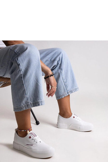 Solea luxury white sneakers for women, crafted with a robust rubber sole and fashionable laces, ideal for spring/summer stylish looks.