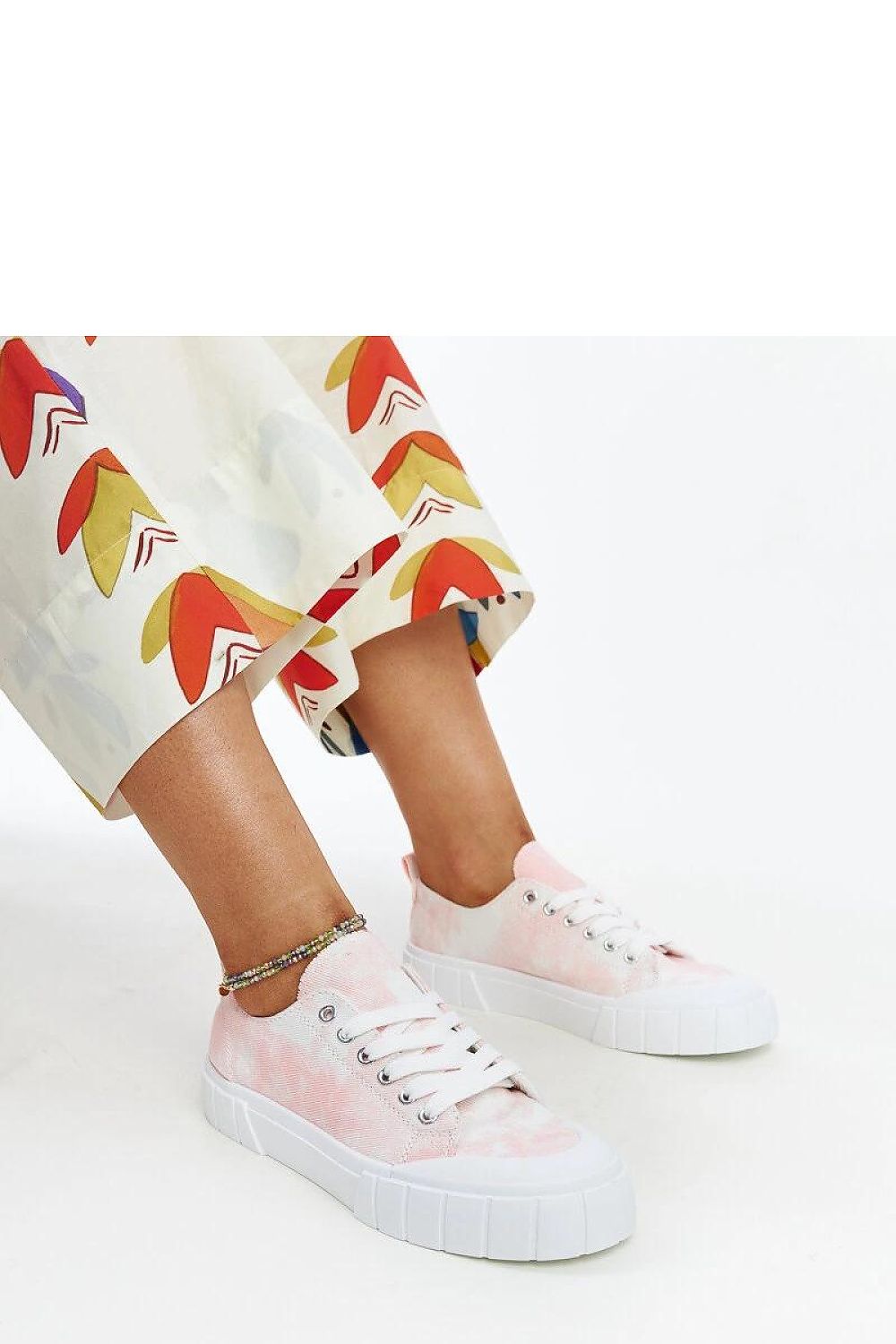 Solea light green Jerina Adidas sneakers offering lightweight comfort and style, beautifully designed for modern fashion.