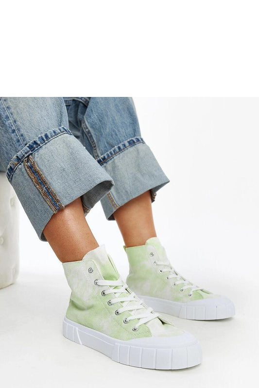 Solea luxurious light green high-top sneakers Raissa, designed for modern style and comfort. Crafted with high-quality materials, these sneakers feature a unique rounded toe and a laced closure for a perfect fit, available in EU sizes 36-41 and US sizes 5.5-10.5.