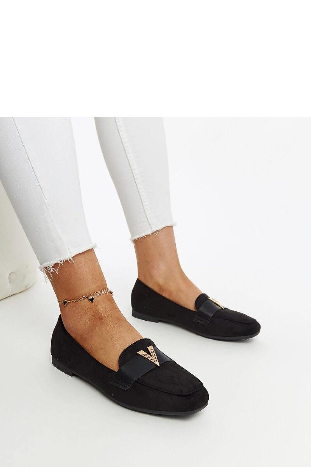 Luxury black moccasins by Solea featuring exquisite Namal decoration, crafted from eco leather for elegance and comfort.