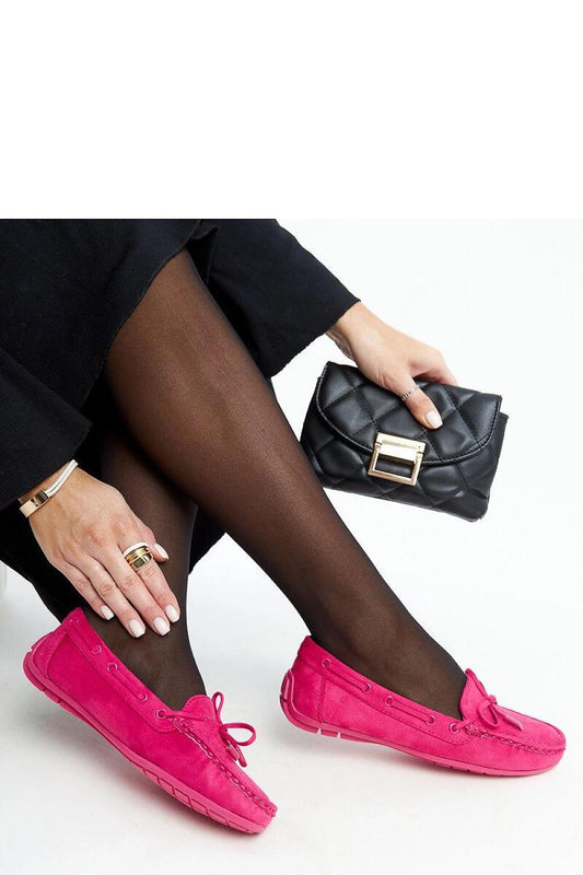 Elegant dark pink eco-leather moccasins with bow, designed for luxurious comfort by Solea. Perfect slip-on design for spring/summer.