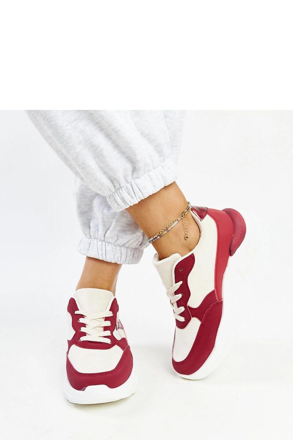 Elegant brown Eco-leather platform sneakers Nereida by Solea, showcasing modern design and versatile style suitable for any occasion.