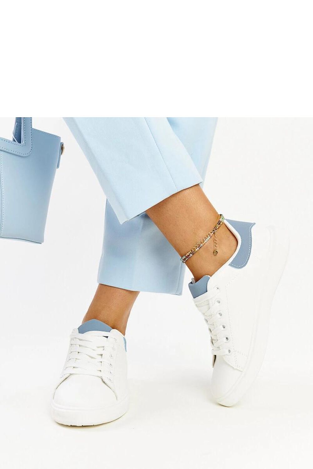 Stylish and comfortable white platform sneakers by Solea, ideal for effortless chic summer fashion in multiple EU sizes.