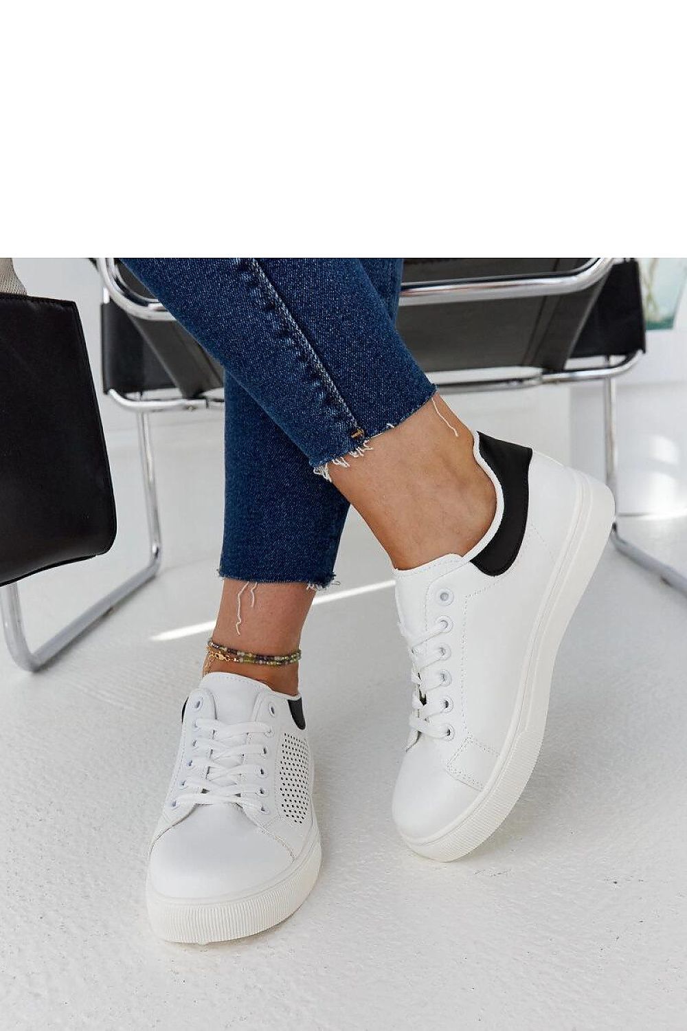Elegant Solea luxury white sneakers Semhar with a lightweight rubber sole, perfect fit for summer styling, available in EU sizes 36 to 41.