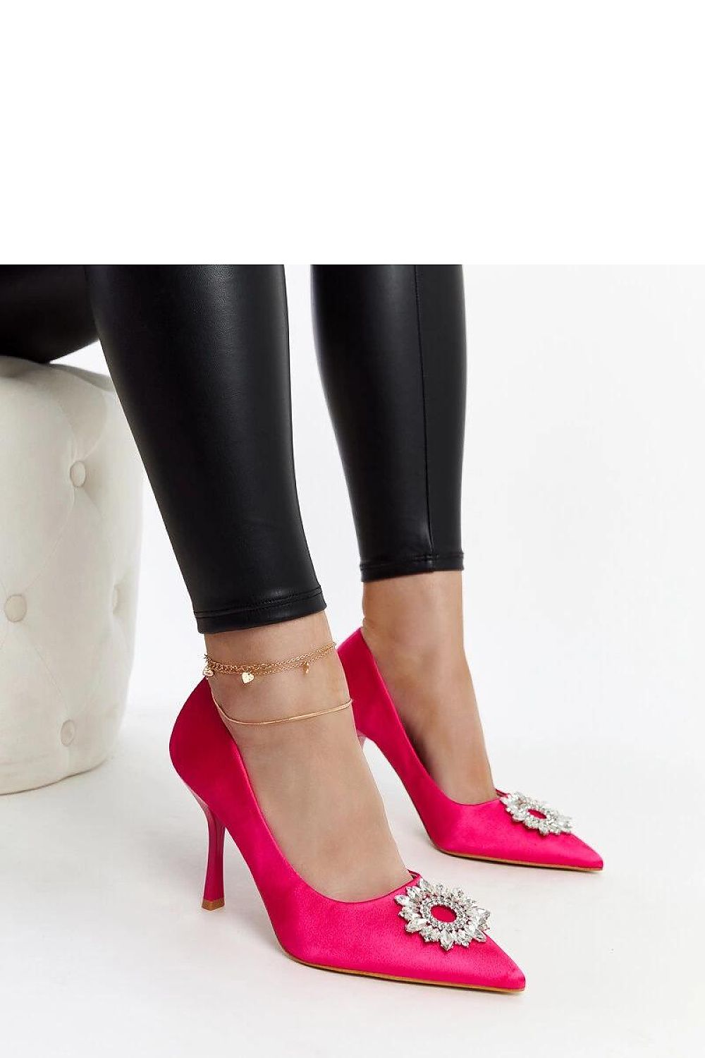 Stunning Susegana green high heel pumps, crafted from satin fabric, embellished with zapar zircon details for a refined look.