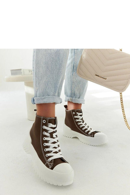 Solea Green ankle sneakers showcasing a stylish summer design with a 5 cm heel, perfect for adding elegance to fashionable outfits.