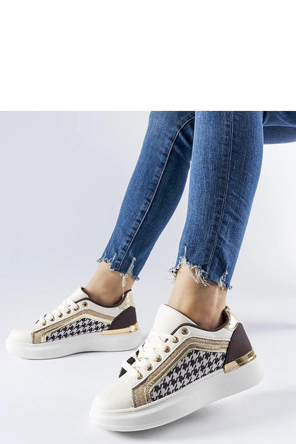 Solea Briercliff Elegant Beige Glitter Sneakers in eco-leather, showcasing a stylish design with a round toe. Ideal for fashion-conscious women looking for comfort and elegance.