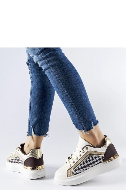 Close-up view of Solea Briercliff Beige Glitter Sneakers highlighting the sparkling glitter finish and premium eco-leather fabric, perfect for sophisticated summer outfits.