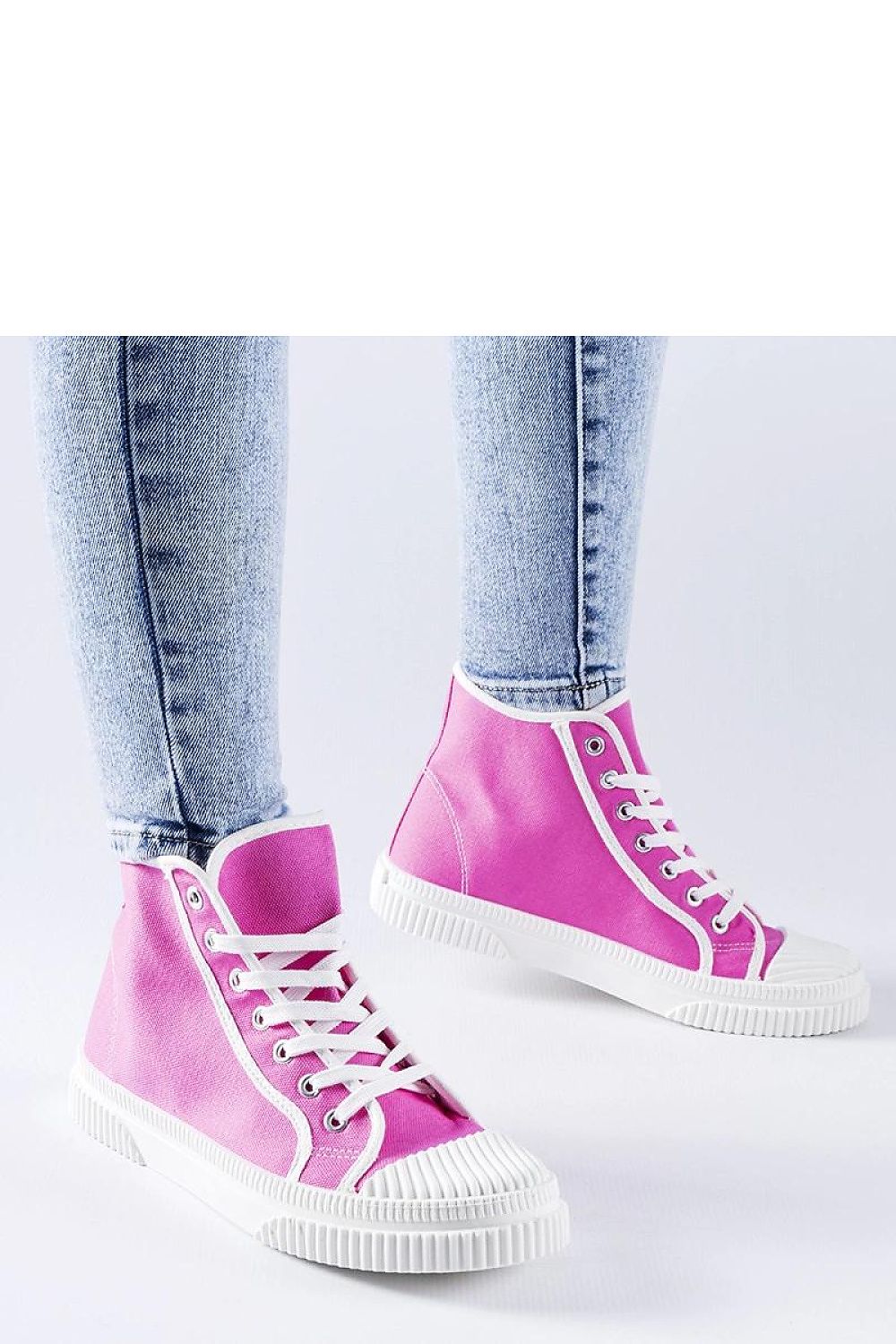 Solea Dark Pink High Top Sneakers Pozzuolo positioned for a trendy lifestyle shot, emphasizing ankle support and vibrant colour for fashion-forward individuals.