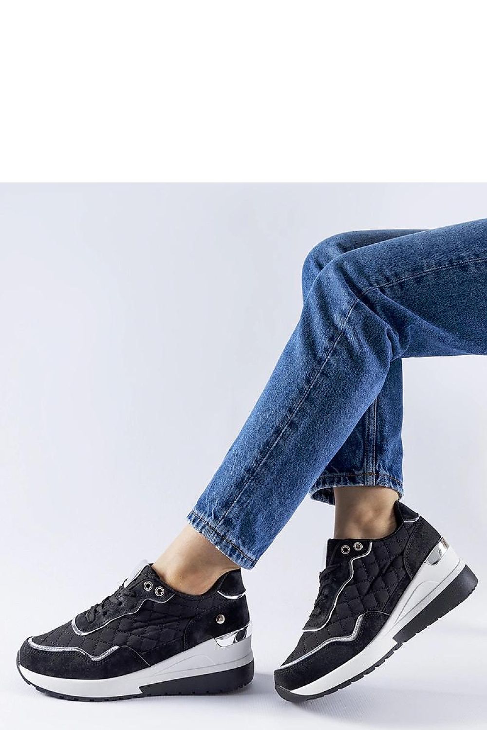 Chic Solea black wedge sneakers Pisignano with a 6 cm heel, ideal for casual and sporty summer outfits.