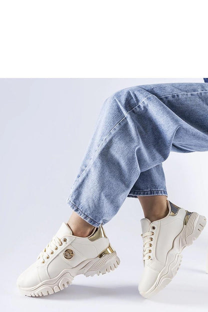 Solea luxury sneakers with eco leather, highlighting comfort and a contemporary design for casual wear.