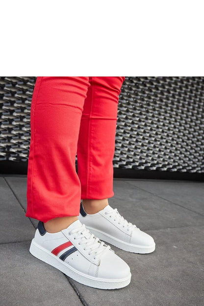 Luxury white leather sneakers by Solea, model Camilla, designed for style and comfort, featuring a lace-up design.