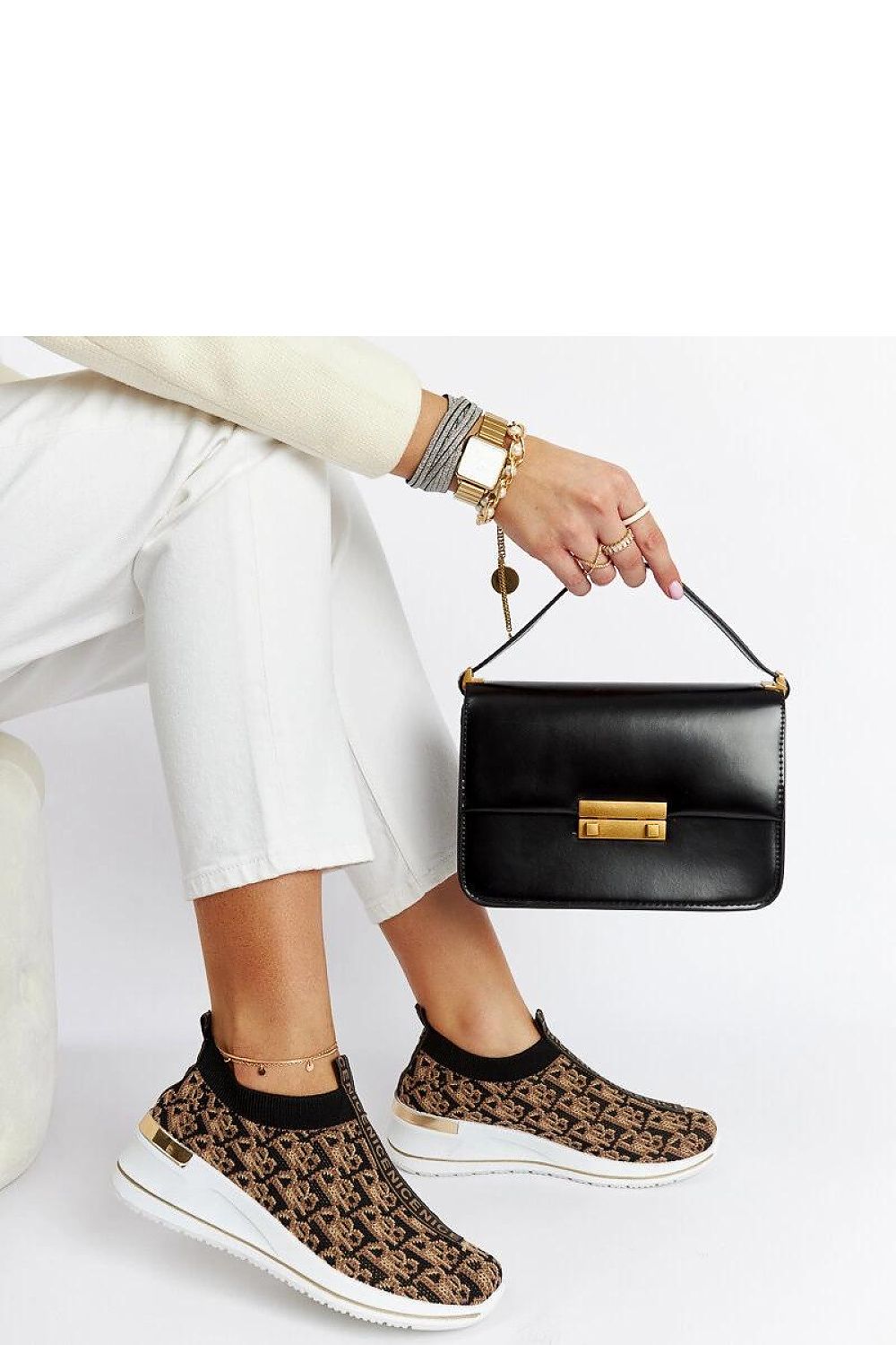 Close-up view of Solea Black-Brown Slip On Tartano Shoes showcasing the high-quality fabric material and durable white rubber sole, ideal for comfort and style.