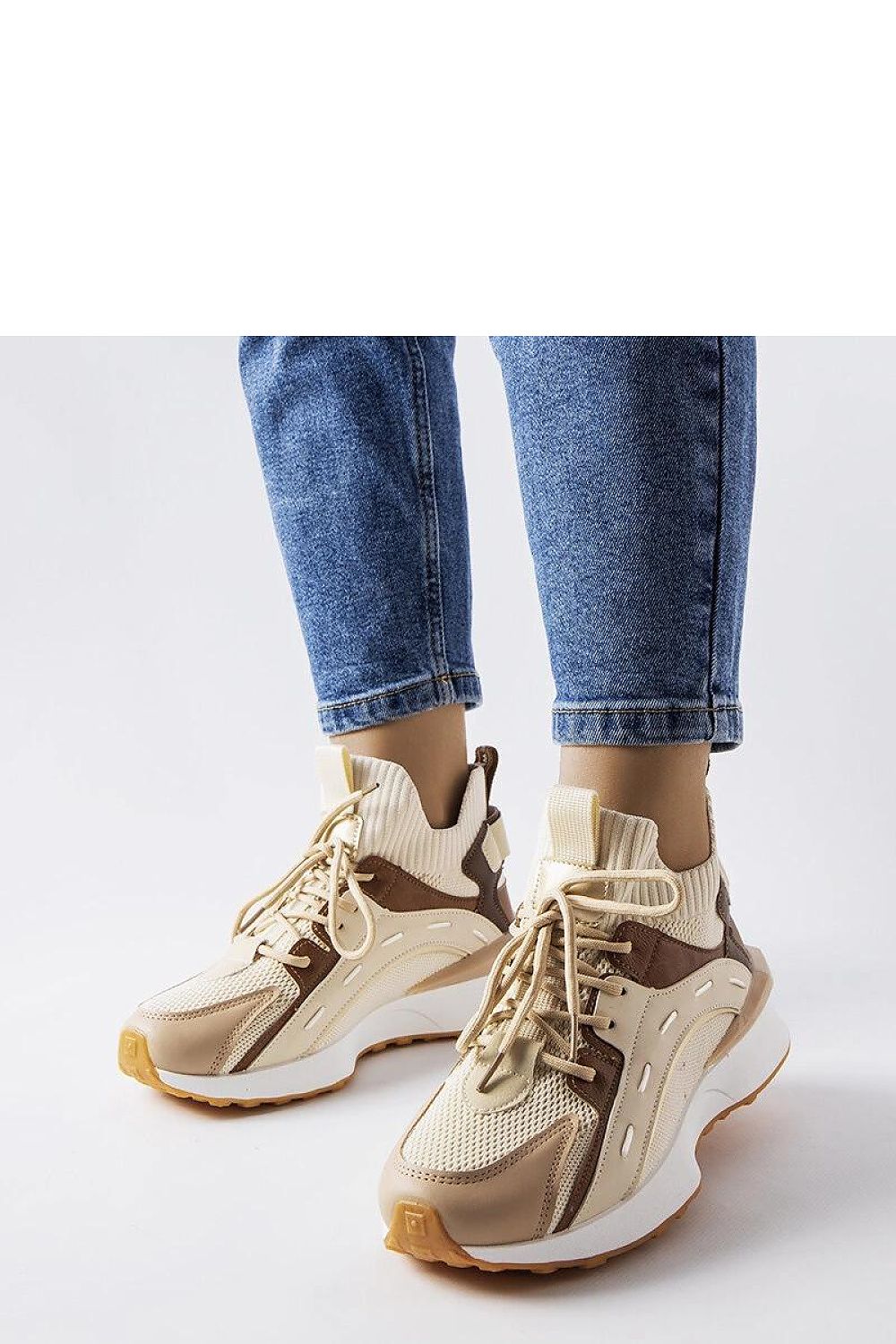 Solea Women's Beige Sports Sneakers - Elegant and durable design for active women, showcasing style and comfort for workouts and casual outings.