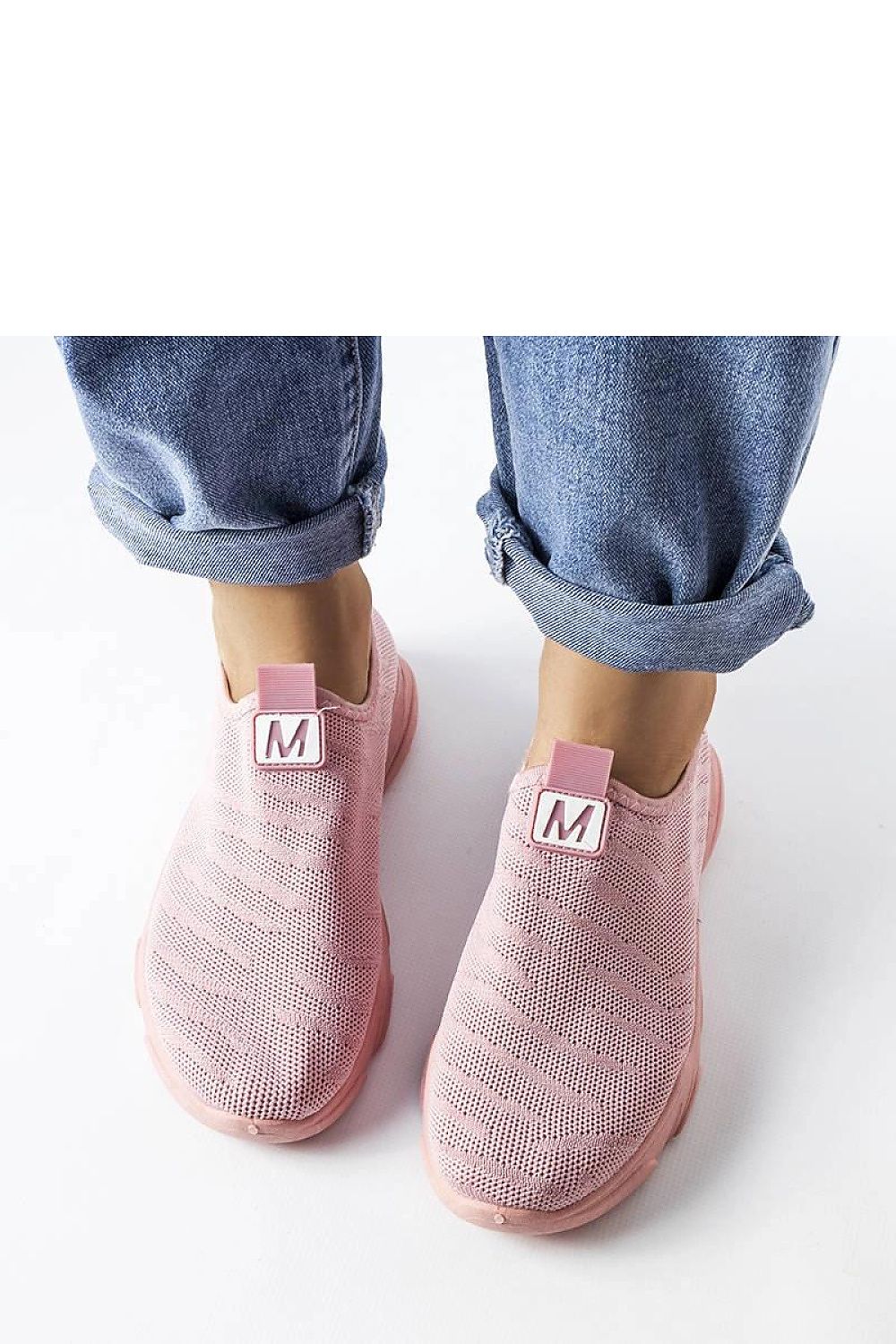 Chic women's summer sport shoes in pink by Solea, designed for comfort and ease, perfect for your vibrant summer wardrobe.