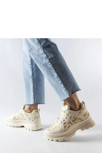 Elegant beige massive sneakers for women from Solea, showcasing eco-leather material and a chic lace-up design, ideal for city strolling.