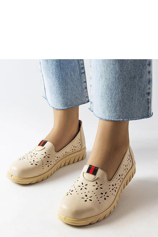 Elegant round toe beige moccasins crafted from eco-leather by Solea, ideal for modern, sophisticated women's fashion in spring and summer.