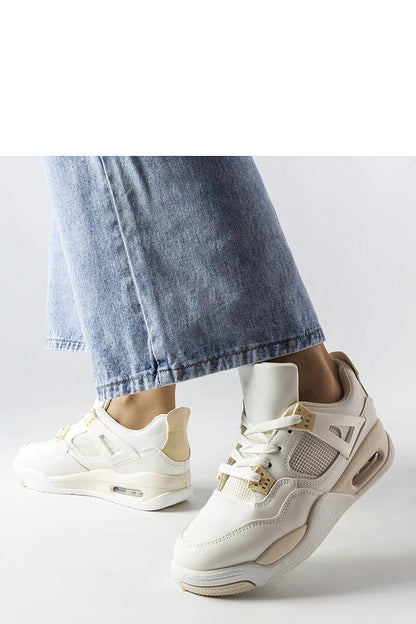 Solea luxury beige Malas sneakers displayed with EU size options, emphasising comfort and style in every pair.