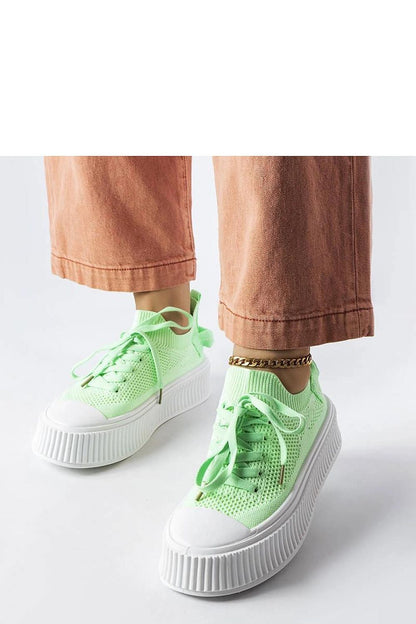 Elegant Solea green sneakers for women featuring a stylish elastic upper, comfortable 5 cm heel, and breathable design, perfect for summer fashion.
