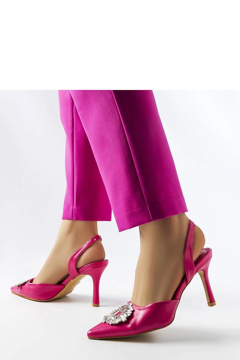 Chic green high heel pumps by Solea, featuring zircon accents and a sleek 12cm heel, designed for a glamorous look.