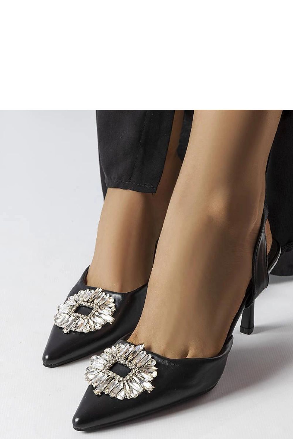 Solea environmentally friendly green high heel pumps, designed for comfort and elegance, featuring a durable beige sole.
