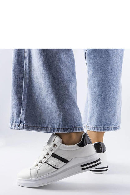 Back view of luxury white platform sneakers by Solea, designed for durability and sophistication in summer wear.