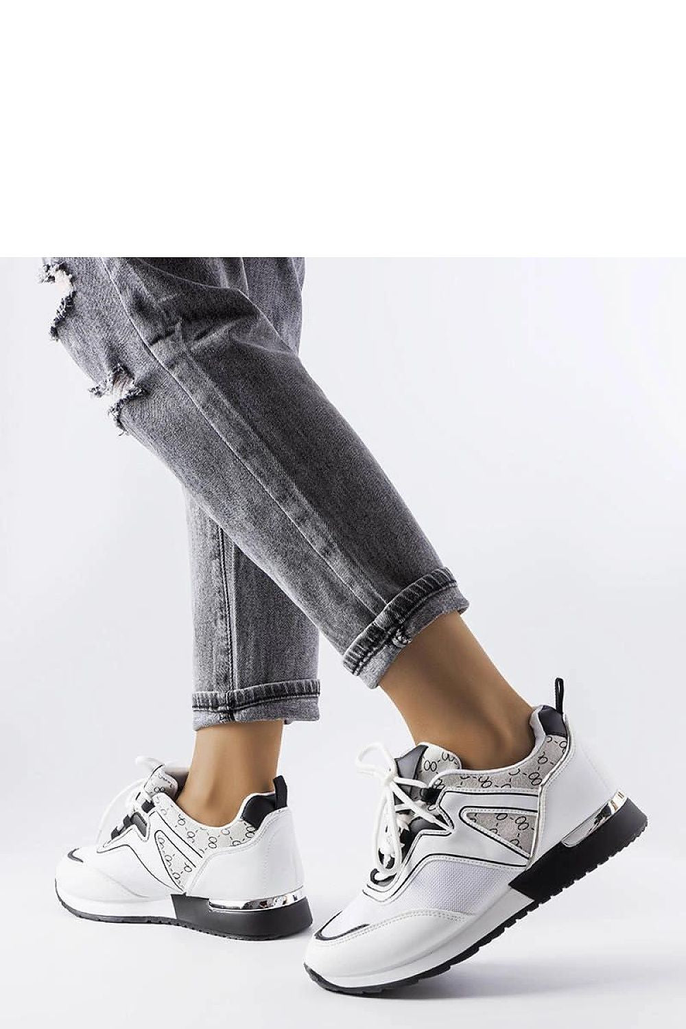 Solea luxury white Bedford sneakers for women featuring elegant golden accents, perfect for stylish summer outfits.