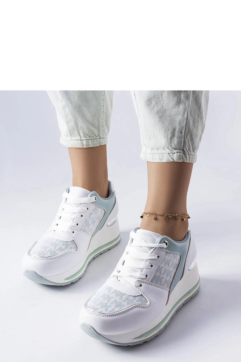 Solea Pouliotte Green Platform Sneakers for Women showcasing elegant lace-up design and luxurious comfort, perfect for summer styling.