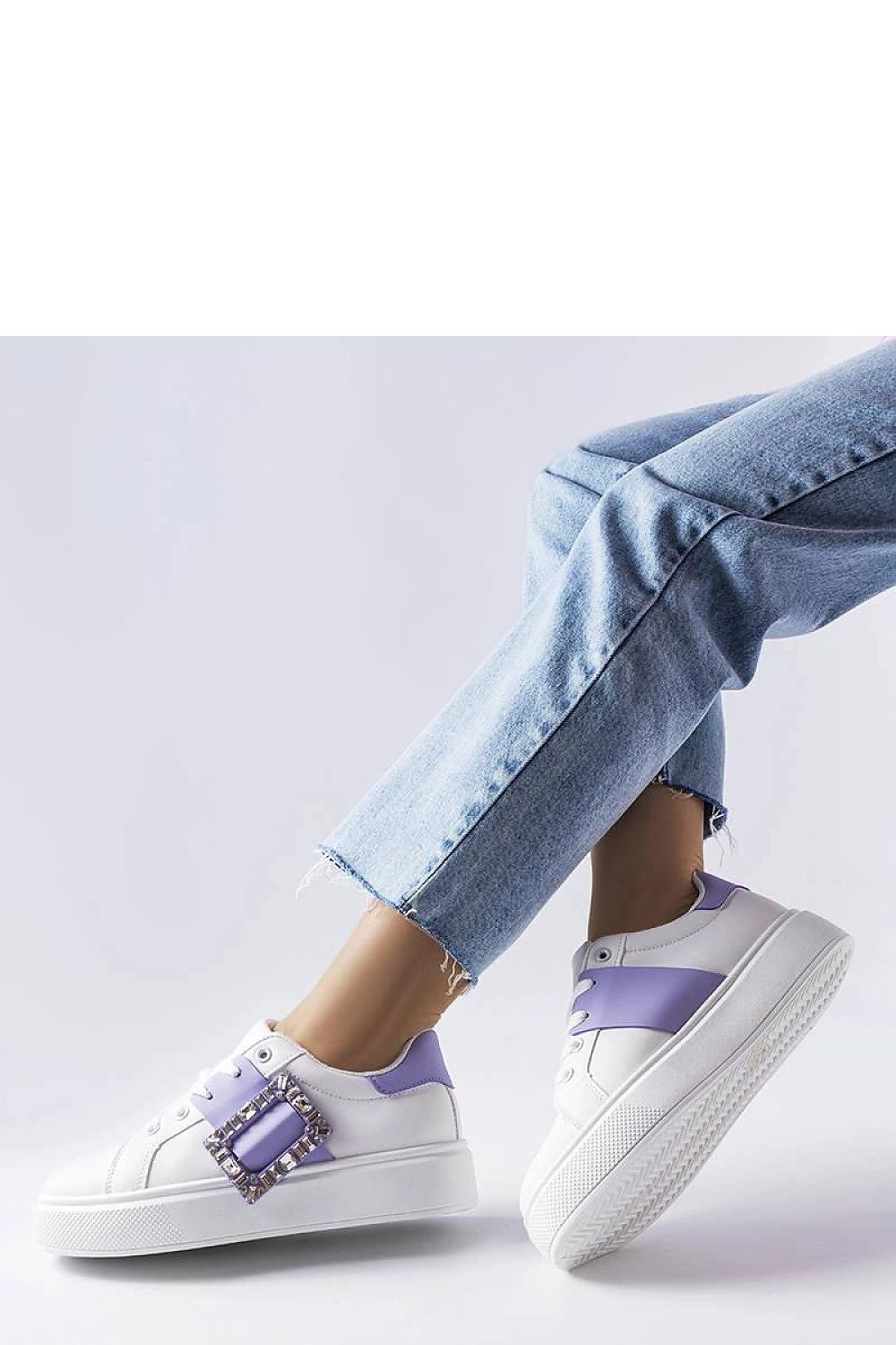 Sophisticated Solea women's white sneakers with pink Ike clamp, designed for versatile summer fashion and superior comfort.