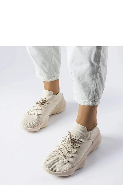 Premium solea sneakers in green, ideal for daily walks with a perfect blend of style and comfort.