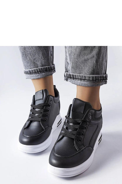 Elegant black sequined sneakers by Solea, featuring a stylish lace-up closure and 6cm heel, perfect for adding a touch of luxury to any outfit.