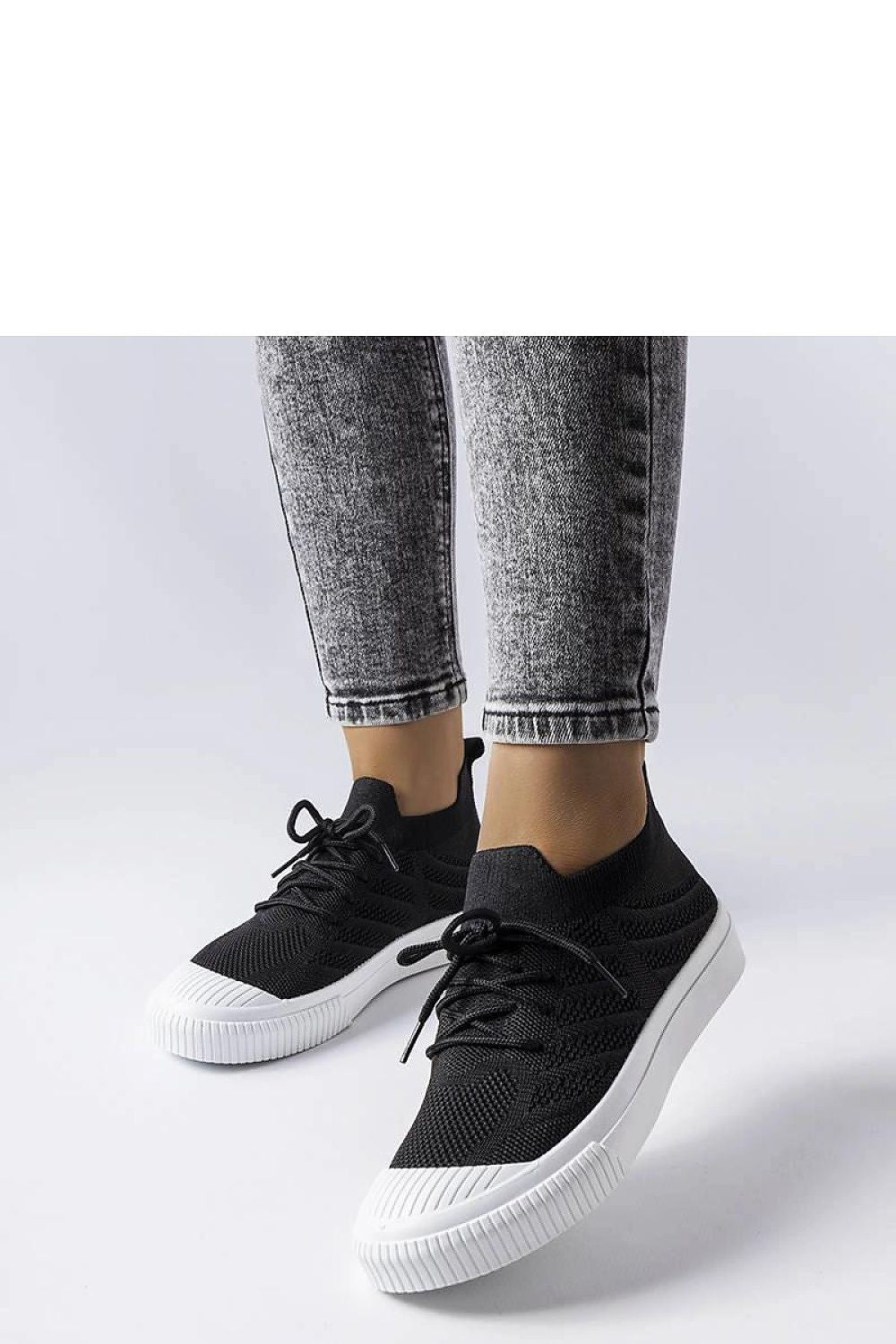 Solea Flexible Polaire Sneakers in Black, Ankle-High Design, Crafted with High-Quality Fabric for Ultimate Comfort, Stylish White Sole, Perfect for Trendy Summer Fashion