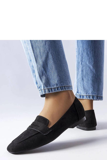 Solea eco-suede moccasins in pink, featuring a durable beige synthetic sole, perfect for summer elegance.