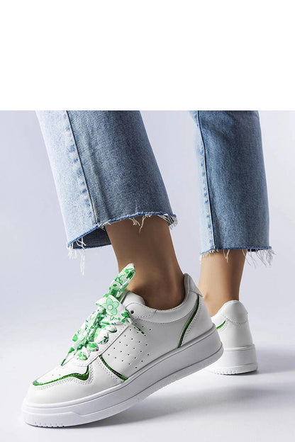 Solea Luxury White Pryor Sneakers featuring a classic silhouette, perfect for both casual and formal summer occasions.