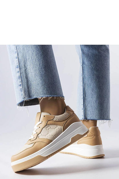 Luxurious beige lace-up sneakers for women by Solea, crafted with high-quality materials and featuring an elegant embossed design, perfect for sophisticated summer outfits.