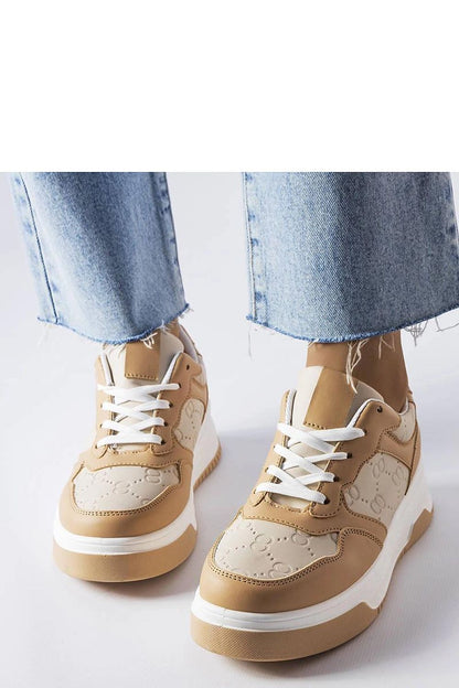 Elegant beige lace-up sneakers for women by Solea, featuring a stylish embossed design and a comfortable rubber sole, perfect for versatile summer outfits.