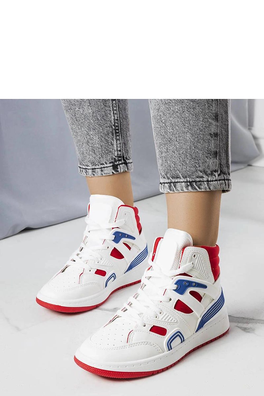 Solea high-top sneakers Marjorie in elegant white with distinctive red rubber sole, showcasing a luxurious classic design suitable for summer wear.